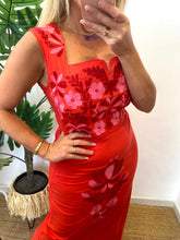 Carregar imagem no visualizador da galeria, Conjunto top e saia bordado flores vermelho
