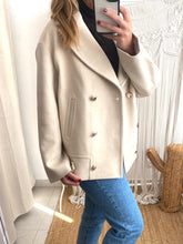 Carregar imagem no visualizador da galeria, Casaco de fazenda oversize beje Morgan