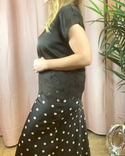 Carregar imagem no visualizador da galeria, Blusa acetinada com renda castanho Viellette