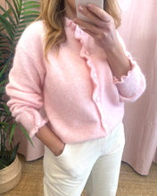 Carregar imagem no visualizador da galeria, Casaco de malha rosa com botões coração