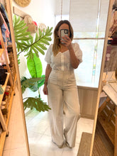 Carregar imagem no visualizador da galeria, Blusa manga balão bordado inglês Naf Naf