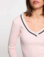 Carregar imagem no visualizador da galeria, Camisola Morgan malha rosa decote V