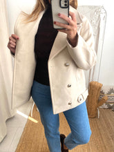 Carregar imagem no visualizador da galeria, Casaco de fazenda oversize beje Morgan