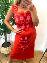 Carregar imagem no visualizador da galeria, Conjunto top e saia bordado flores vermelho