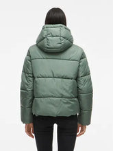 Carregar imagem no visualizador da galeria, Casaco acolchoado capuz verde Vimilja