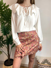 Carregar imagem no visualizador da galeria, Saia bombazina florzinhas