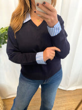 Carregar imagem no visualizador da galeria, Camisola azul marinho com colarinhos MORGAN