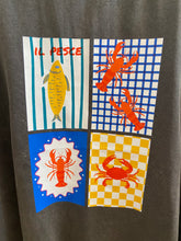 Carregar imagem no visualizador da galeria, T-shirt cinza mariscada
