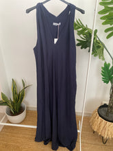 Carregar imagem no visualizador da galeria, Vestido comprido azul marinho
