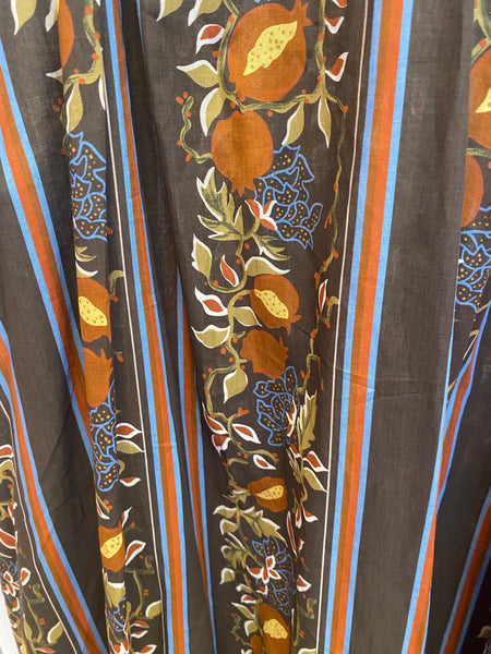 Vestido halter padrão flores vintage castanho