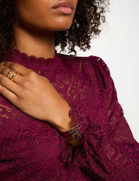Blusa renda Bordeaux Morgan