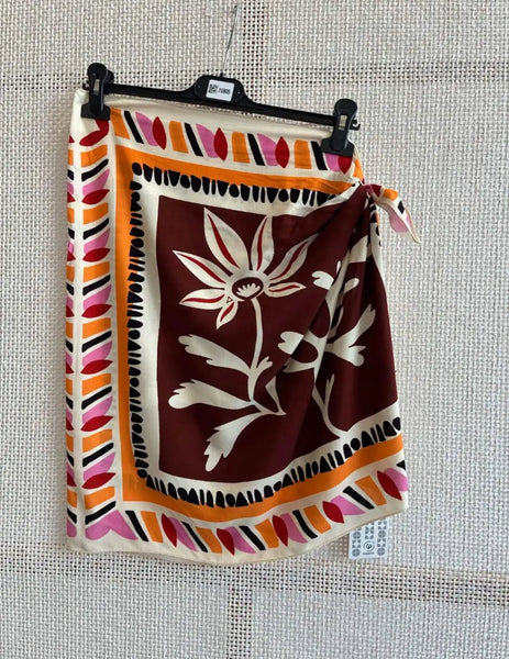 Saia páreo flores castanho e laranja