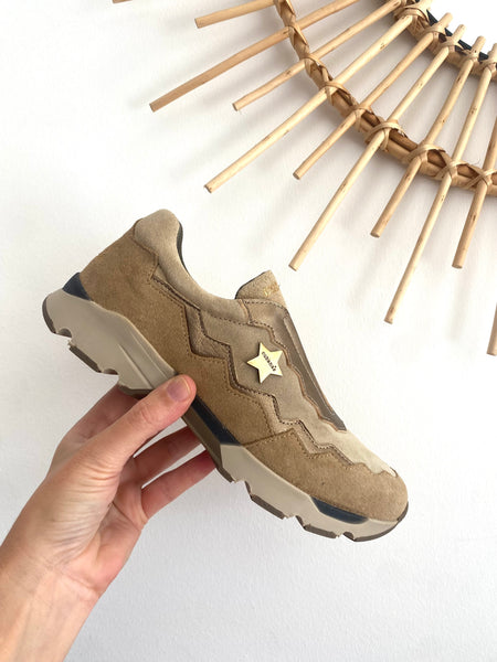Ténis Run beige Cubanas