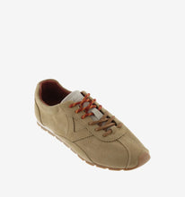 Carregar imagem no visualizador da galeria, Ténis Aster camurça camel Victoria
