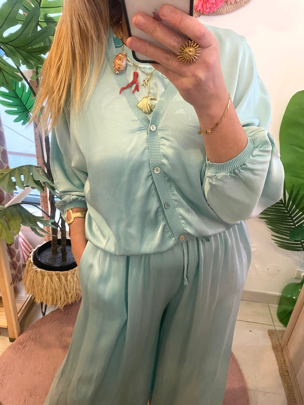 Blusa/casaco acetinado botões turquesa
