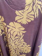 Carregar imagem no visualizador da galeria, Vestido comprido malha fria estampa floral
