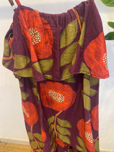 Carregar imagem no visualizador da galeria, Vestido papoilas com folhos largos
