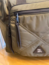 Carregar imagem no visualizador da galeria, Mala de ombro nylon kaki Don Algodon
