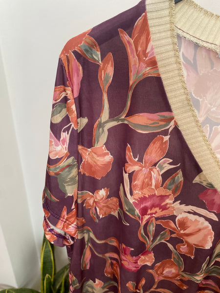 Vestido malha fria estampado flores bordeaux