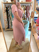 Carregar imagem no visualizador da galeria, Vestido lurex fivela rosa
