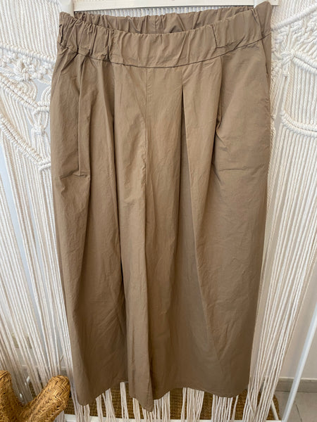 Calças pantalonas camel