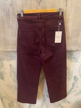 Carregar imagem no visualizador da galeria, Calça straight sarja Bordeaux
