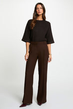 Carregar imagem no visualizador da galeria, Calças pantalonas chocolate Morgan
