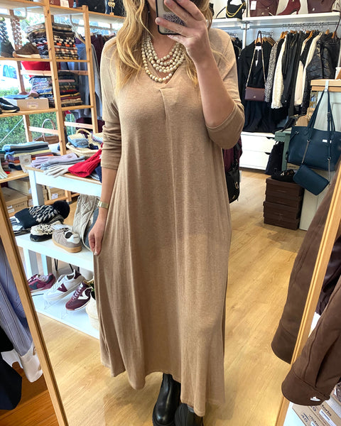 Vestido de malha beje