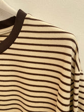 Carregar imagem no visualizador da galeria, Camisola de algodão riscas castanho
