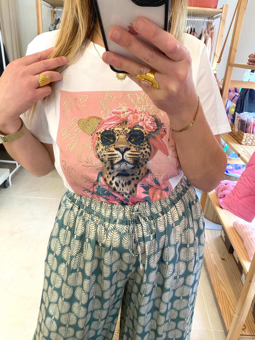 T-shirt branca tigre