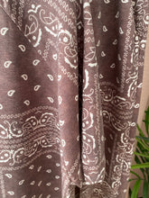 Carregar imagem no visualizador da galeria, Calças cornucópias castanho
