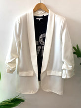 Carregar imagem no visualizador da galeria, Blazer comprido branco
