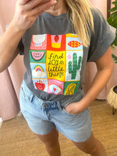 Carregar imagem no visualizador da galeria, T-shirt cinza little things
