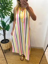 Carregar imagem no visualizador da galeria, Vestido comprido malha fria riscas finas
