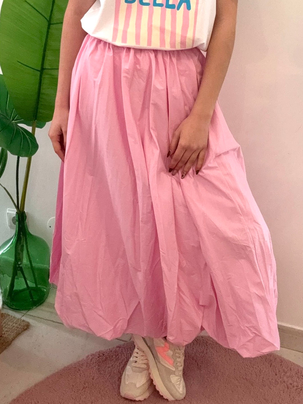 Saia midi balão rosa