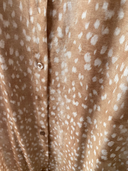 Vestido camisa com folho manga estampa bambi beje