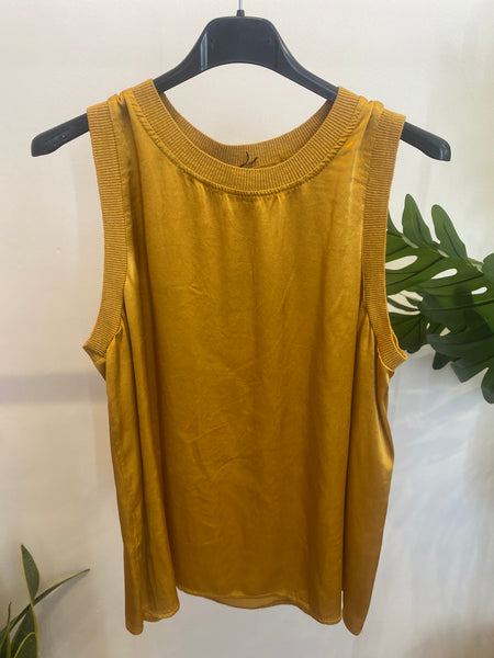 Top acetinado cavas mostarda