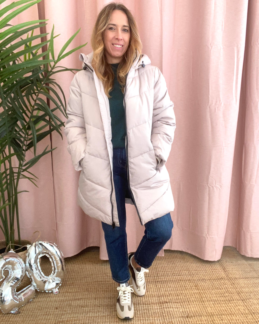 Casaco de capuz beje Vimilja