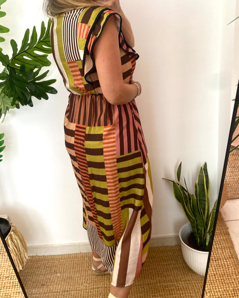 Vestido multiriscas folho castanho