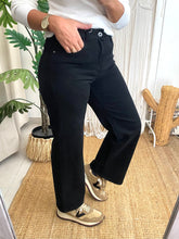 Carregar imagem no visualizador da galeria, Calça straight sarja preto
