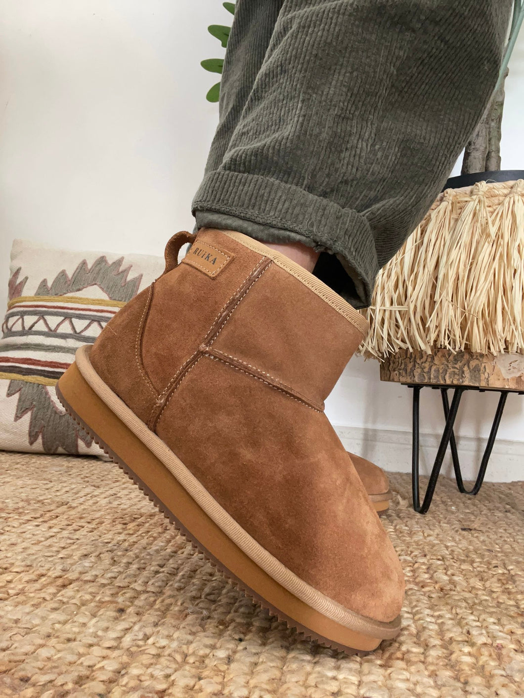 Bota pantufa camurça com pêlo Ruika