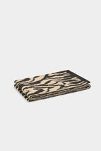 Carregar imagem no visualizador da galeria, Cachecol zebra Morgan
