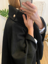 Carregar imagem no visualizador da galeria, Capa gola alta preto Morgan
