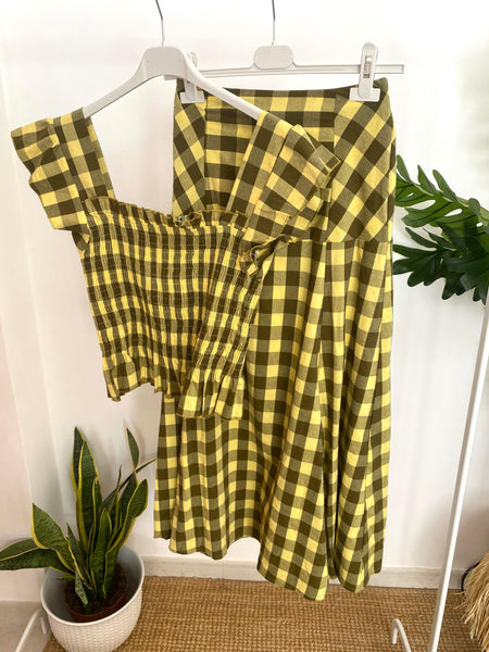 Saia quadrados amarelo e kaki