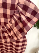 Carregar imagem no visualizador da galeria, Vestido vichy gola franzida Bordeaux
