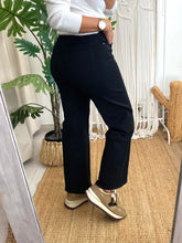 Carregar imagem no visualizador da galeria, Calça straight sarja preto
