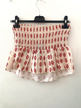 Carregar imagem no visualizador da galeria, Crop top padrão rosa
