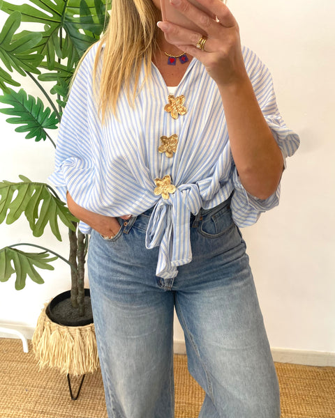 Camisa crop riscas flores douradas