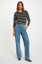 Carregar imagem no visualizador da galeria, Camisola preta riscas Morgan
