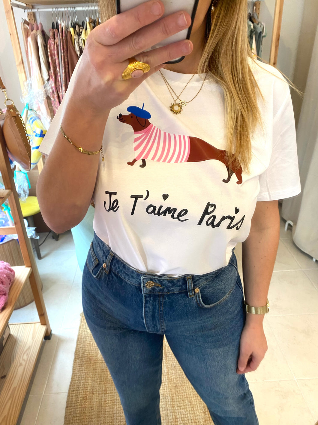 T-shirt branca salsicha